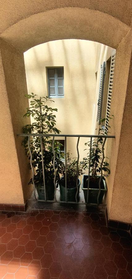 Loft 80M2 En Plein Coeur De La Vieille Ville 3 Etoiles Toulon Exterior photo